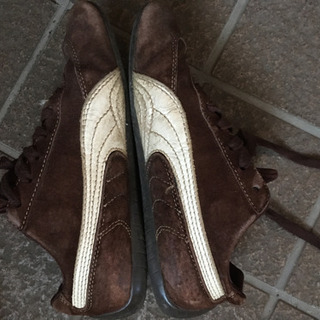 PUMAのスニーカー差し上げますの画像