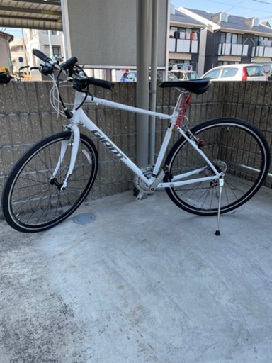 　GIANT クロスバイク　ESCAPE R3
