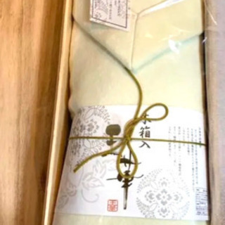 無料　桐箱入り高級毛布　絹と高級綿花の混毛布