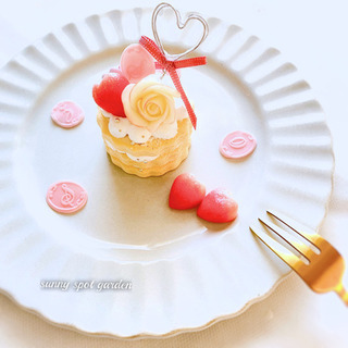 初心者様、プレ花嫁様お菓子作り好きな方にオススメ♡オンライン1DAYレッスン「薔薇のネイキッドケーキ」の画像
