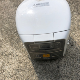 炊飯器　3号炊きの画像