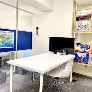 【多国籍企業でスキルアップ】英会話・英語塾講師兼スクールマネージャーの画像