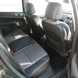 プジョー３０７、訳ありですので部品取りでどうぞ。の画像