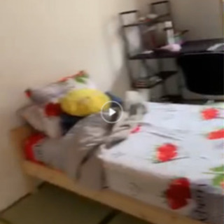 ベッドとマットレスの画像