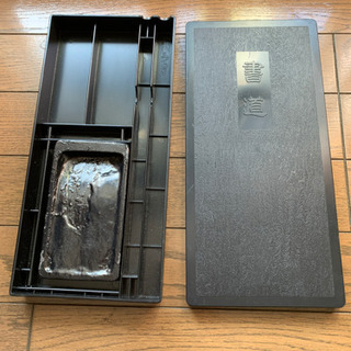 書道…すずりや筆入れ