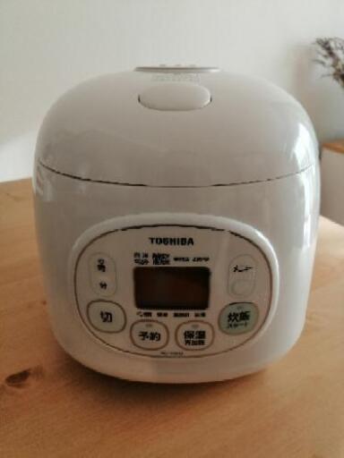 良品【TOSHIBA製】炊飯器（3号炊き/1-2人暮らし用）