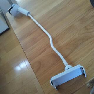 半額以下　3COINS　タブレットホルダーの画像