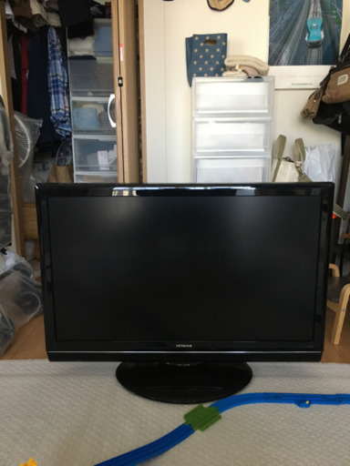 HITACHI 液晶テレビ　37インチ