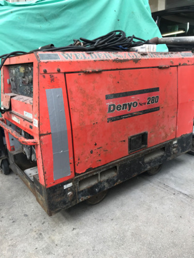 溶接機　デンヨー　ディーゼルエンジン