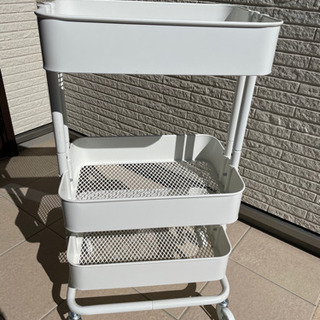 IKEA  三段ラック