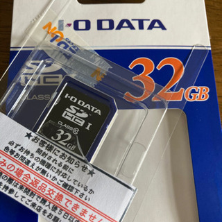 SDカード32GB著作権保護機能付き。
