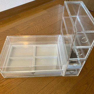 総額　約7,000円　無印良品　アクリケースの画像