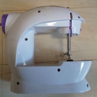 [中古品]コンパクトミシンお譲りしますの画像