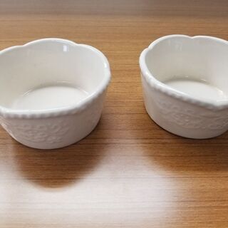 CENTURYの小さな食器