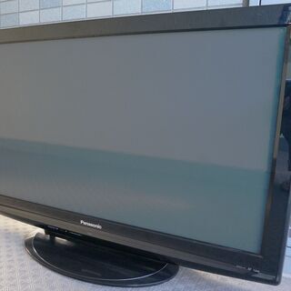 パナソニック　42V型　フルハイビジョンテレビ　です。