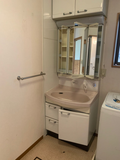 タカラスタンダード洗面化粧台　750ミリ　三面鏡付き　中古