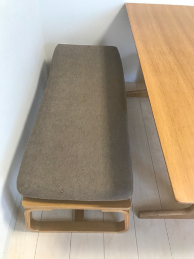 無印  リビングでもダイニングでもつかえるベンチ