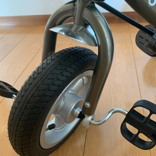 【完了】三輪車（1.5歳〜5歳対象）ほぼ未使用◎値下げ