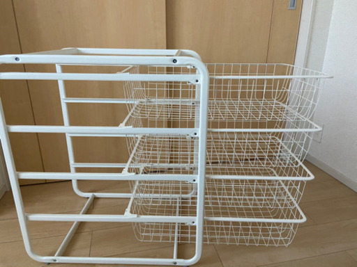3月10まで　ラック