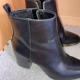 H&M 黒いブーツ　2足の画像
