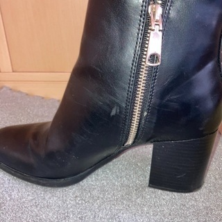 H&M 黒いブーツ　2足