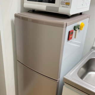 冷蔵庫・電子レンジ・洗濯機【３点セット】の画像