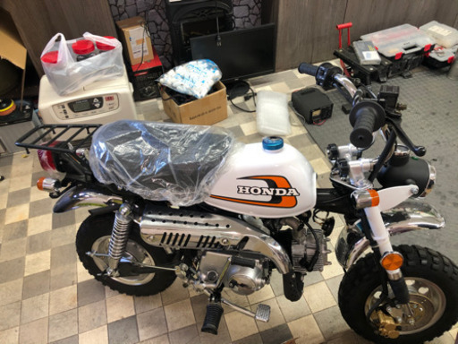 4L モンキー　レプリカ　新車