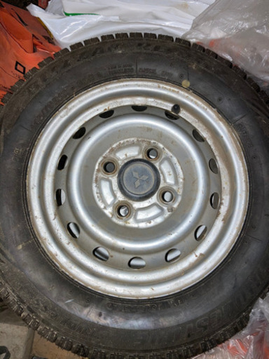 ブリジストン145/70r12 ホイール付きタイヤ