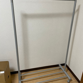 ハンガーラック