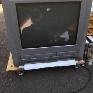 無料テレビデオ+VHSビデオ