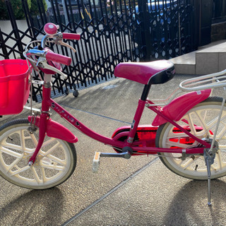 キティちゃん 自転車の中古が安い!激安で譲ります・無料で キティちゃん 自転車の中古が安い!激安で譲ります・無料で