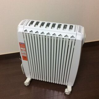 DeLonghi オイルーヒーター 「ドラゴンデジタル１５００Ｗ...
