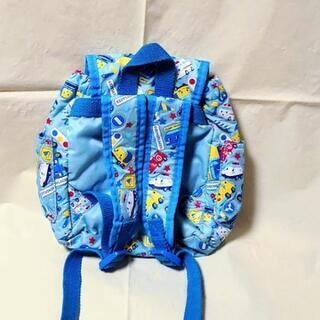 ☆中古品☆　ベビー・子供用　乗り物柄のリュックの画像