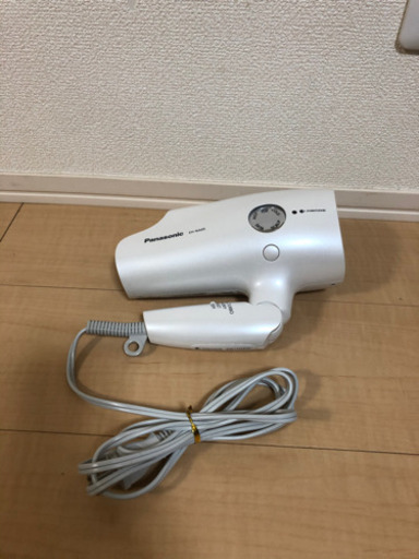 交渉中　Panasonic 製　ドライヤー　ナノケア