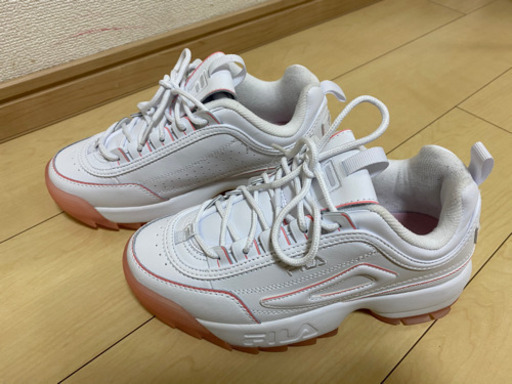 FILA スニーカー