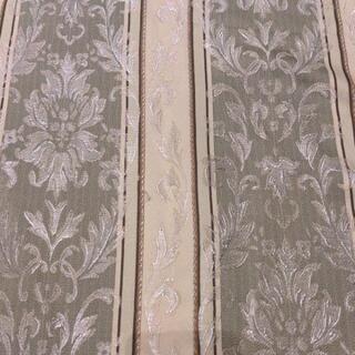 腰高窓用　カーテンの画像