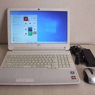 高速SSD120GB搭載　Fujitsu LIFEBOOK AH53/G ノートパソコン　（3751）