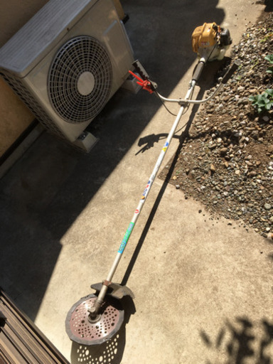 草刈り機