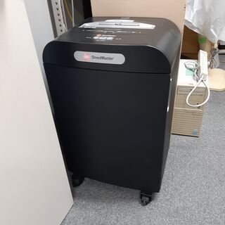 値下げ‼️電動シュレッダーGCS 2070RSX　