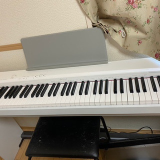 CASIO Privia 電子ピアノ　2012年製　取引成立