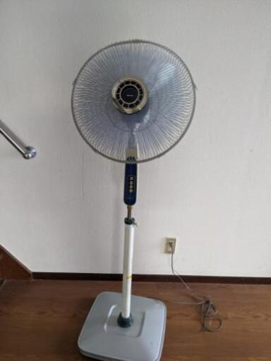 ✨大型扇風機２台✨