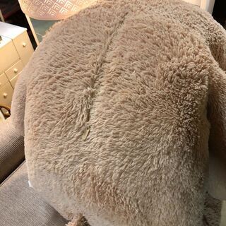 ☆中古 激安！！ 巨大縫いぐるみ　全長約170ｃｍ×幅約70ｃｍ×顔の奥行約50ｃｍ　　￥500！！の画像