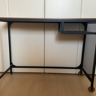 パソコンデスク(譲ります)の画像