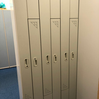 オフィス用ロッカーの画像