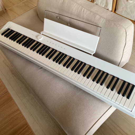 鍵盤楽器、ピアノ CASIO PX-S1000WE