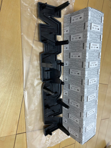NISSANエンブレム