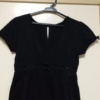 ジルスチュアート　黒　トップス