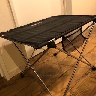 キャンプテーブルの画像