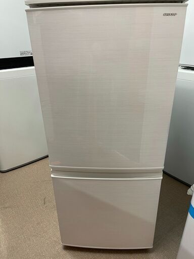 都内近郊無料で配送、設置いたします　即日可　2018年製　冷蔵庫　シャープ　SJ-D14D-W　SH01