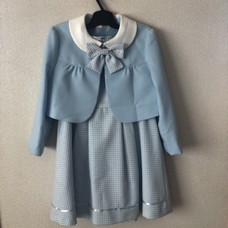 フォーマルスーツの画像